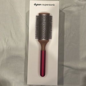 Dyson vented barrel brush 1.8 inches NEW
